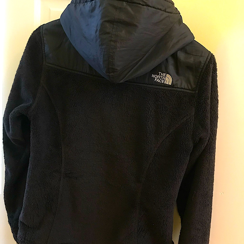 North Face Fuzzy Fleece Jacket With A Hood. Size S, In Black, Good Condition.